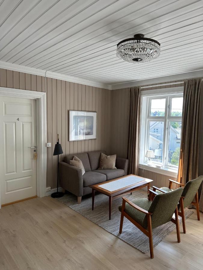 Det Gamle Hotellet Guesthouse Reine Eksteriør billede