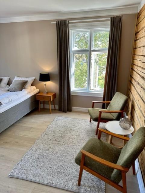 Det Gamle Hotellet Guesthouse Reine Eksteriør billede