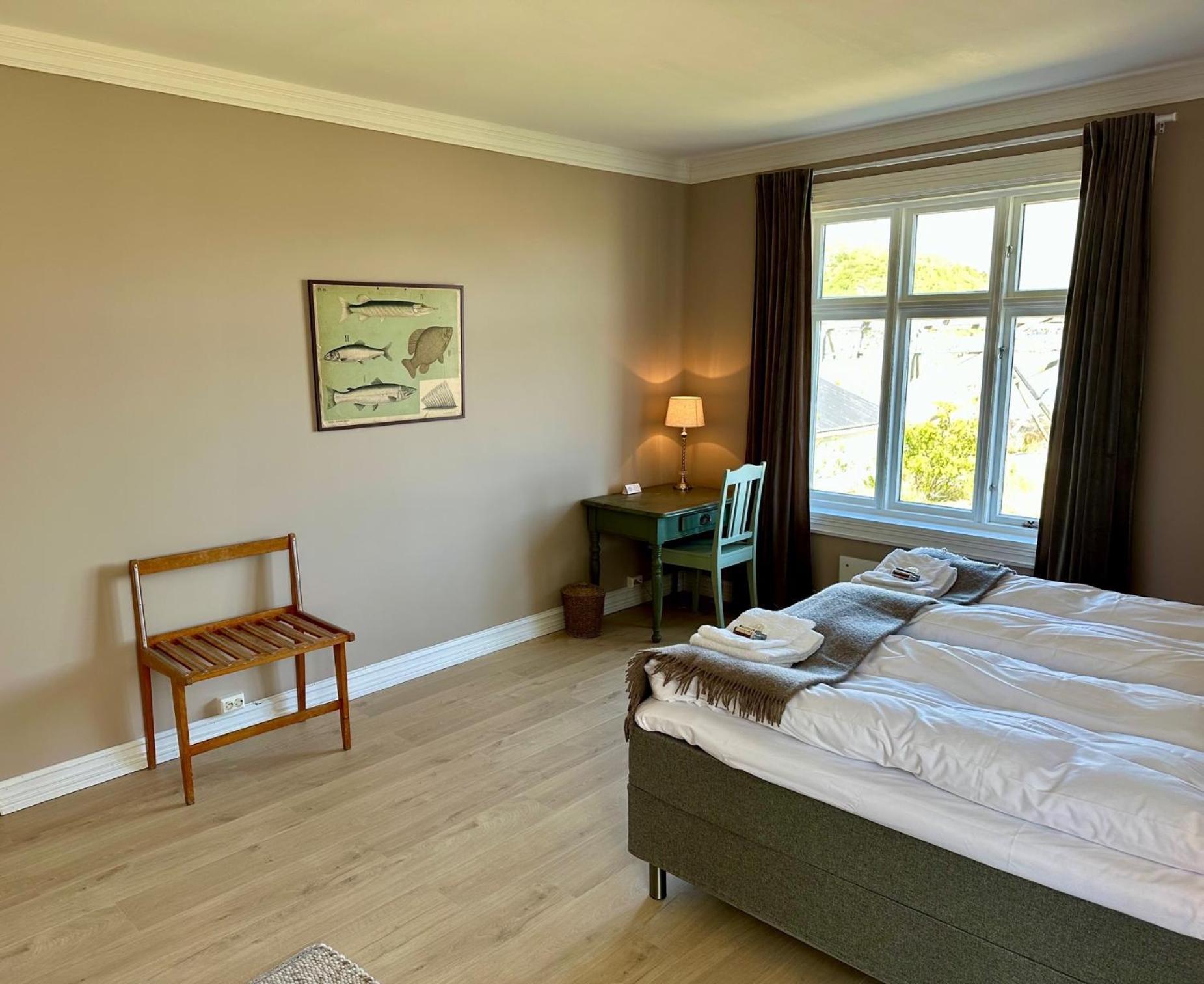Det Gamle Hotellet Guesthouse Reine Eksteriør billede